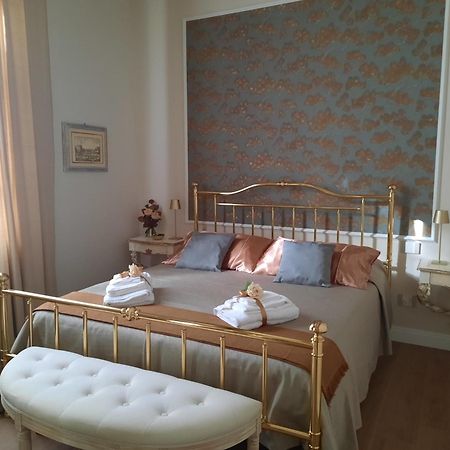 Messer Niccolo - Apartment In Firenze Eksteriør billede